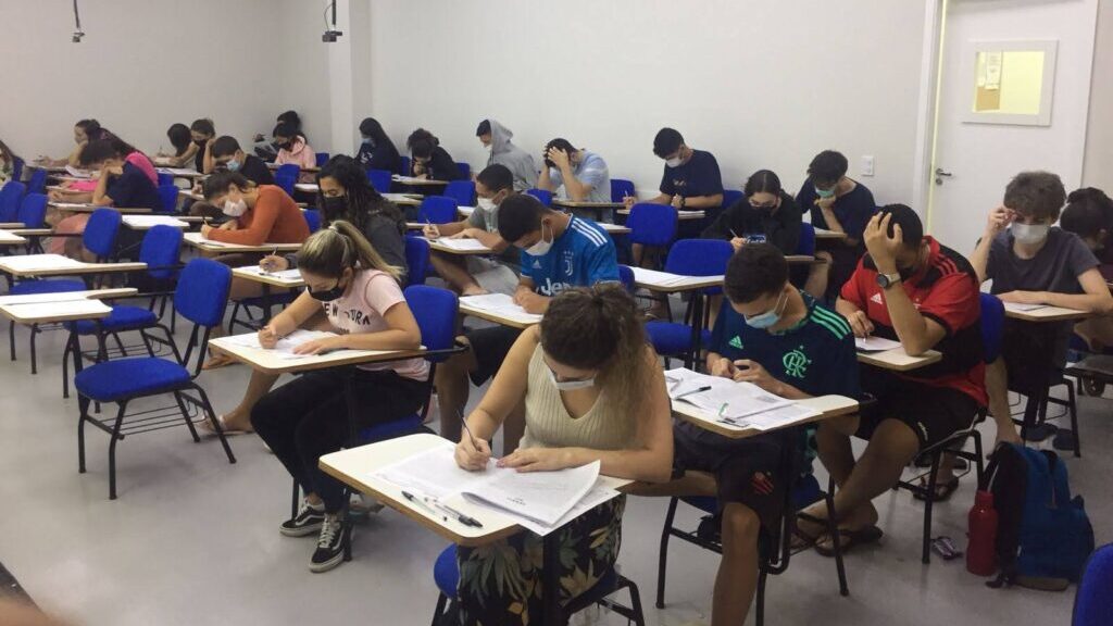 Ensino Médio: o que observar na hora de eleger a escola ideal!